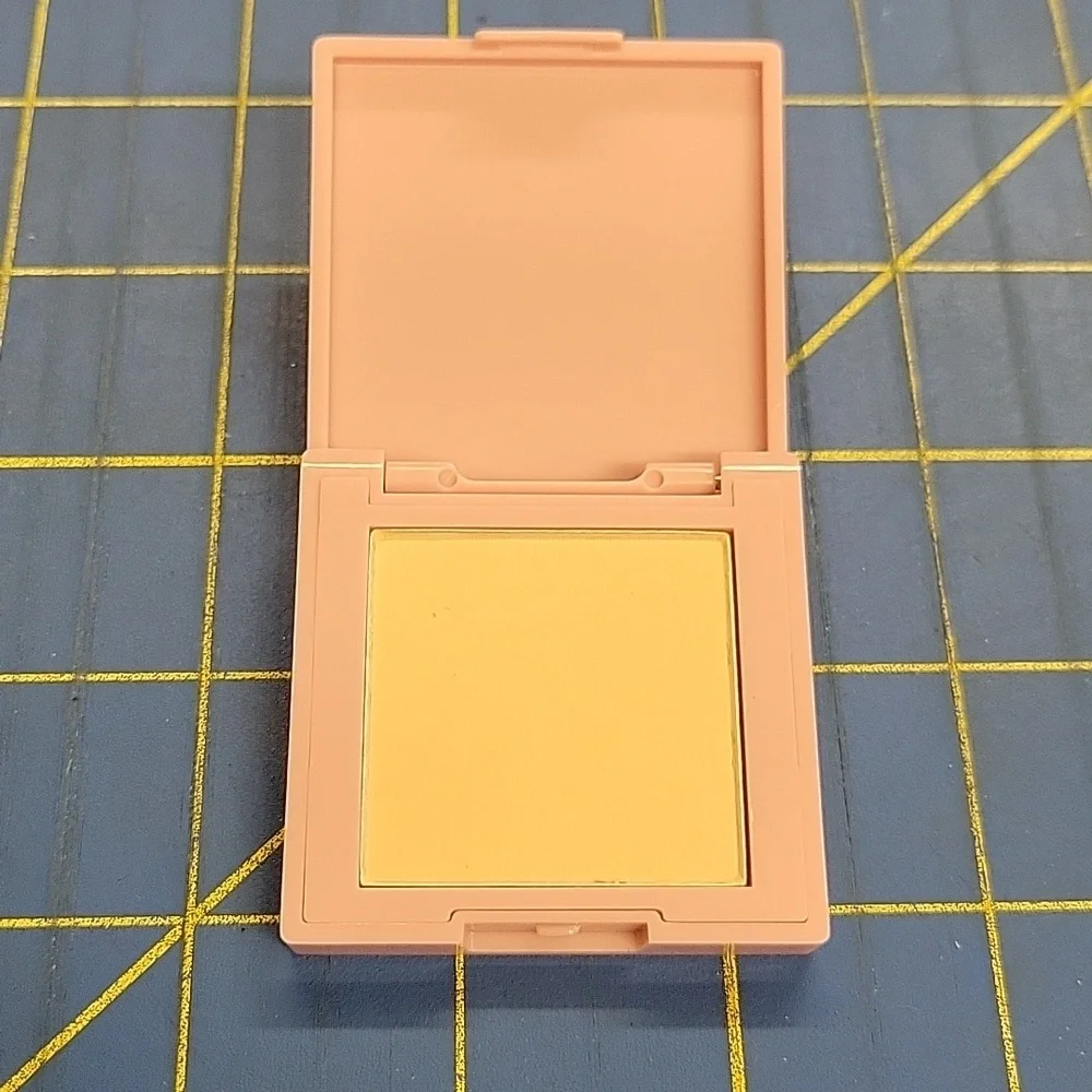 Luna Magic Soft Perfection Foundation Light 2.8g